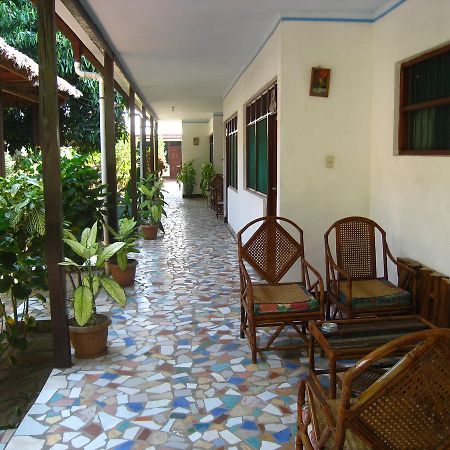 Hotel Oriental รัวเรนาบาเก ภายนอก รูปภาพ