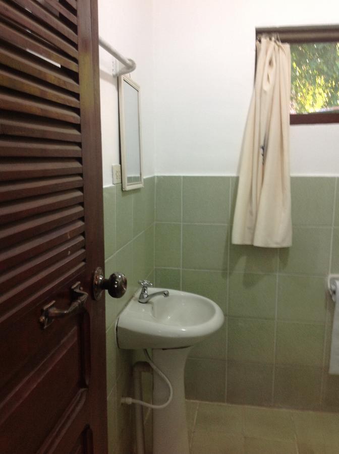Hotel Oriental รัวเรนาบาเก ภายนอก รูปภาพ